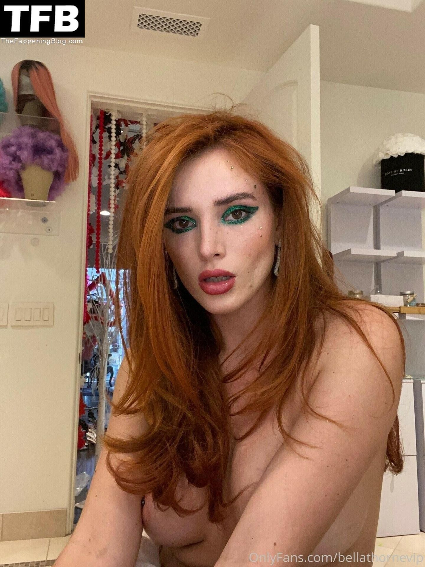 Bella Thorne Nude Sexy 4