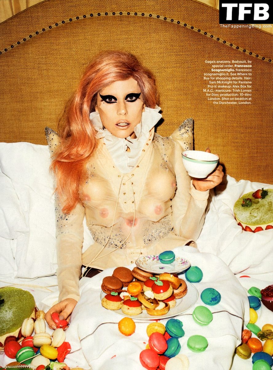Lady Gaga Nude &amp; Sexy Collection – Part 3 (150 Photos)