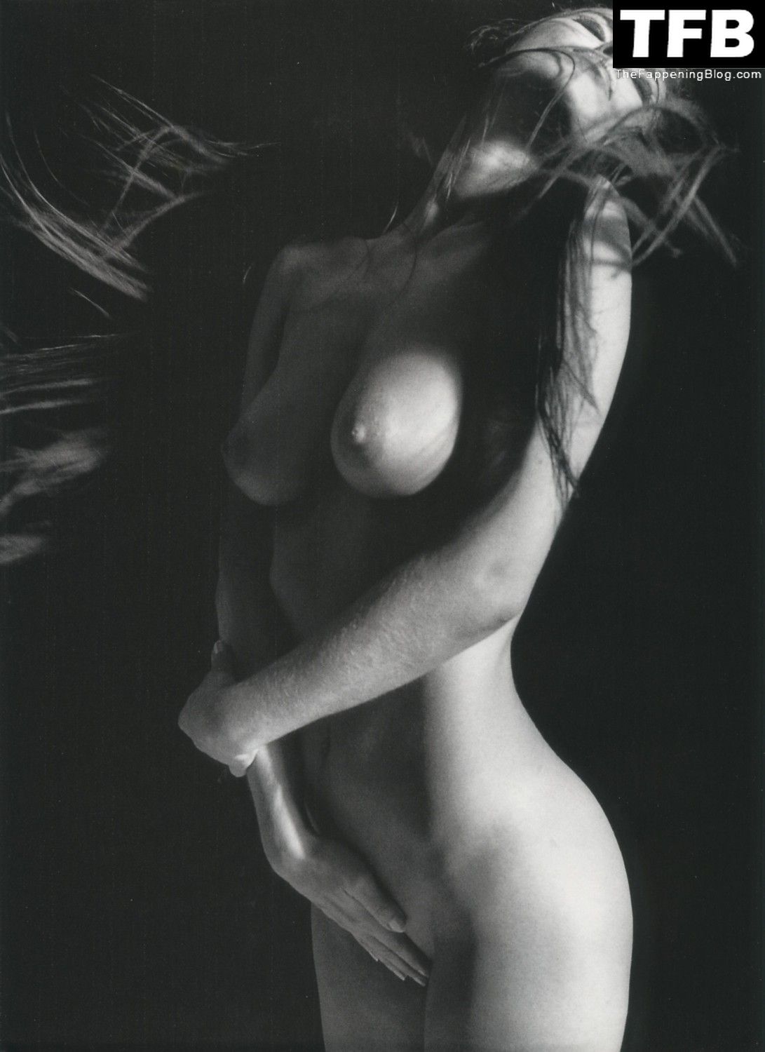 Natacha Amal Nude &amp; Sexy Collection (25 Photos)