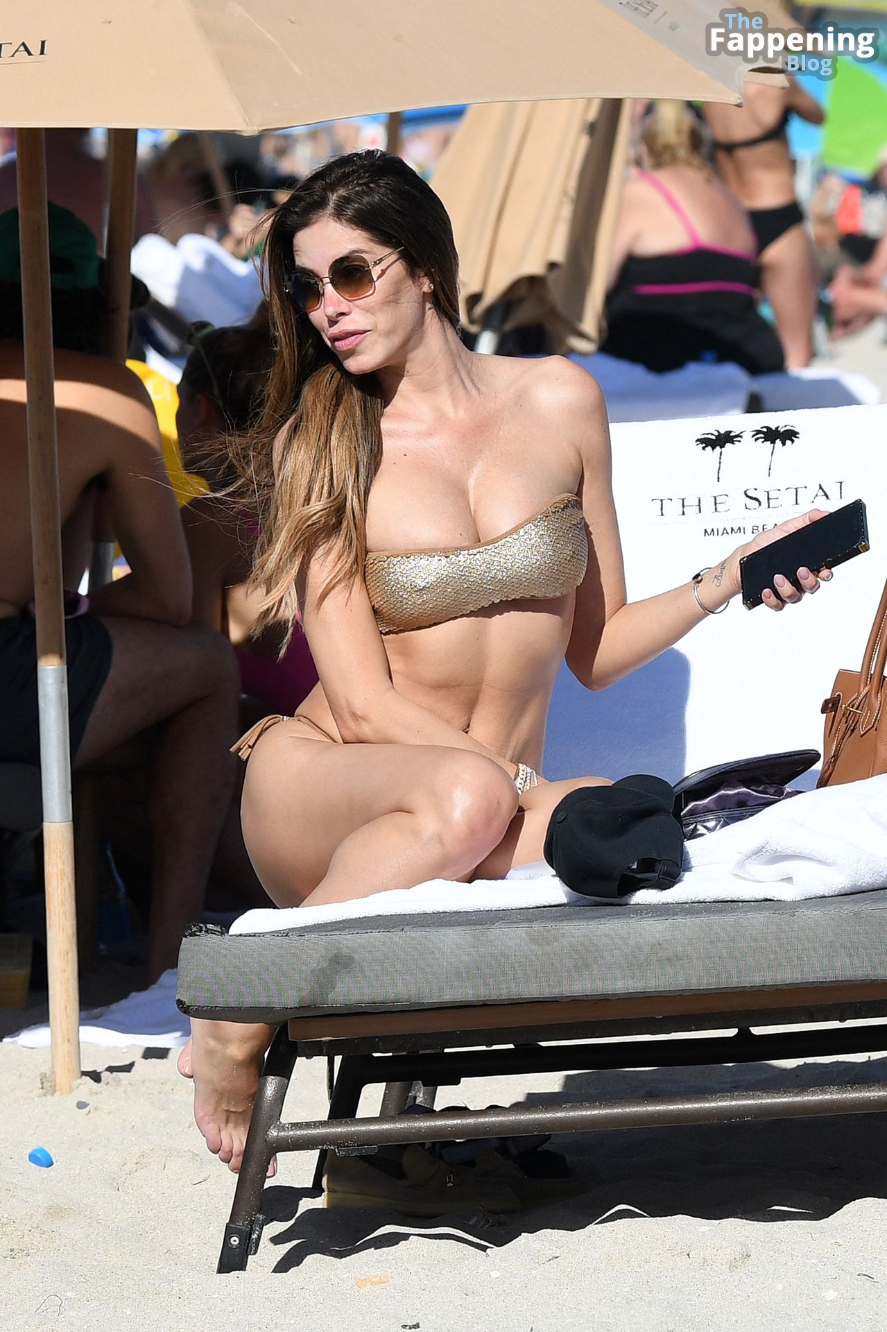 Aida Yespica Hits the Beach in Miami (33 Photos)