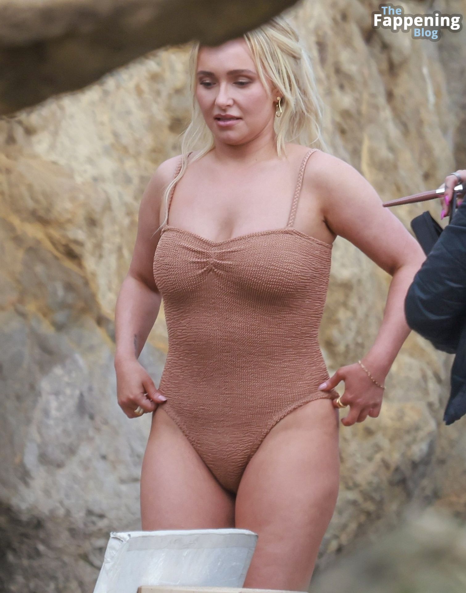 Hayden-Panettiere-Sexy-The-Fappening-Blog-75.jpg