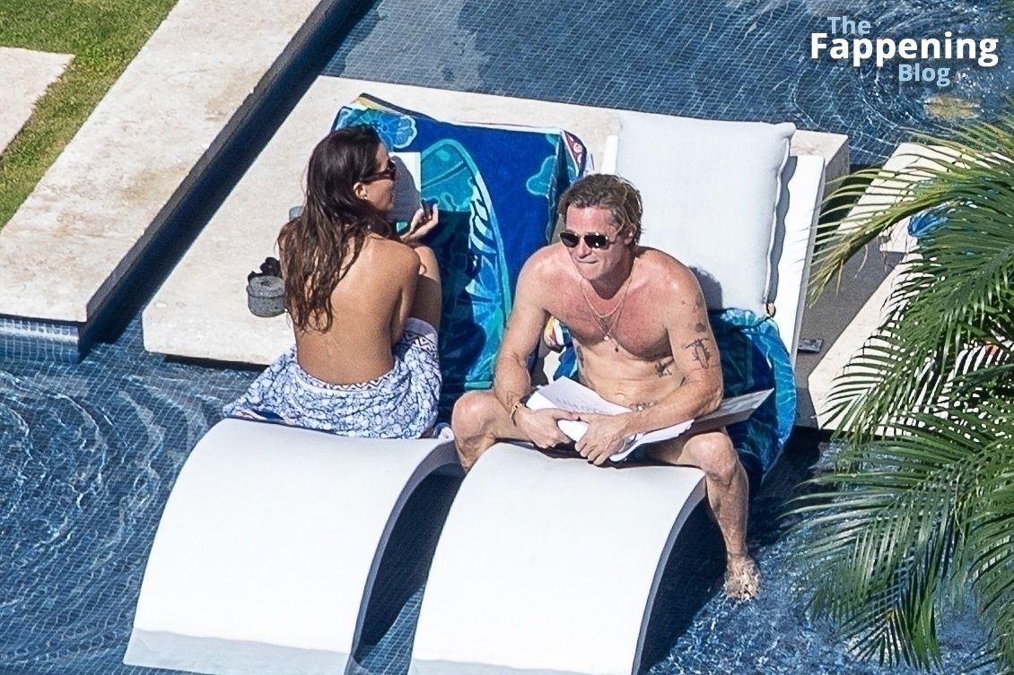 Ines De Ramon &amp; Brad Pitt Enjoy Some Time Under the Sun Together in Cabo (15 Photos)