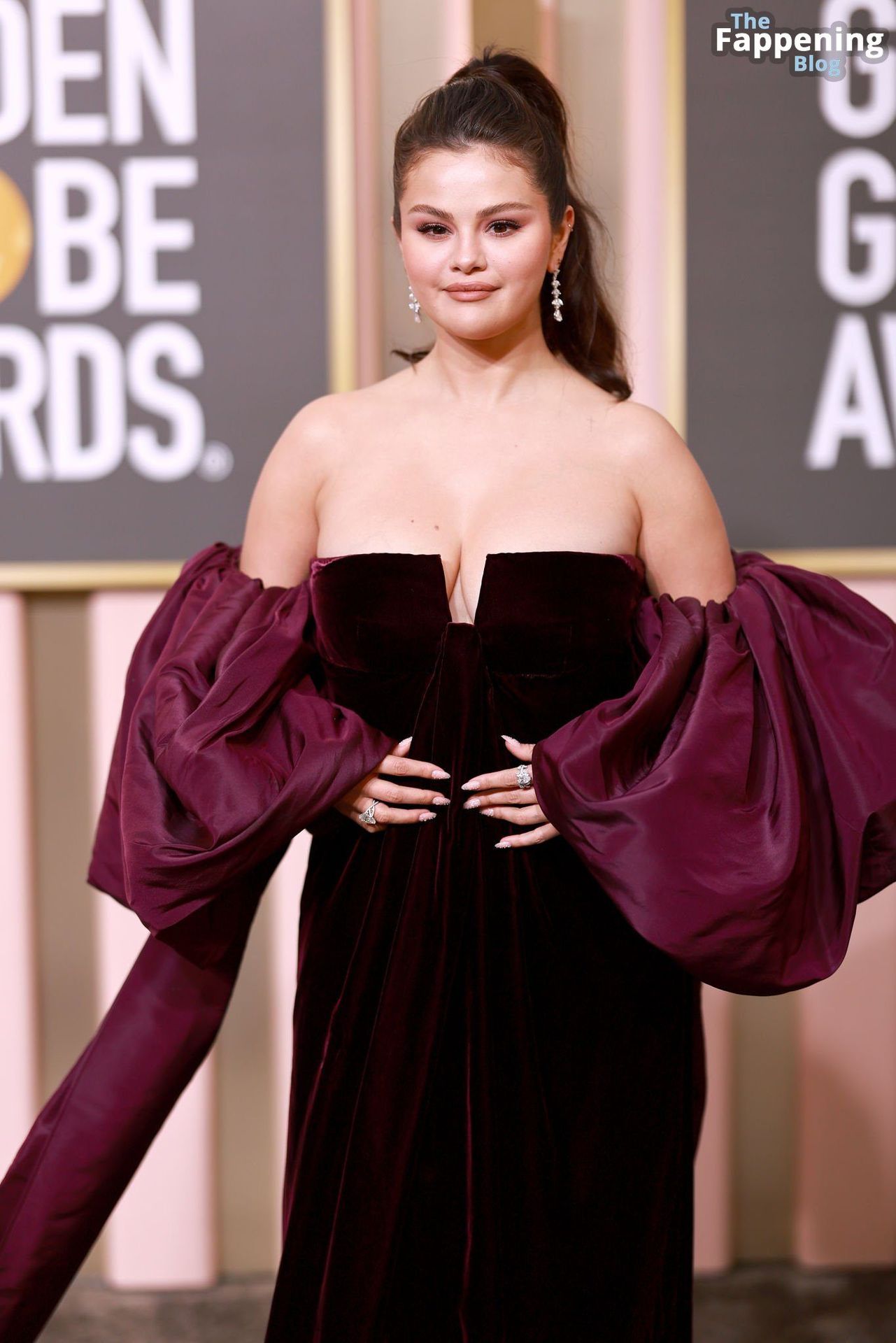 Selena-Gomez-Sexy-The-Fappening-Blog-28.jpg