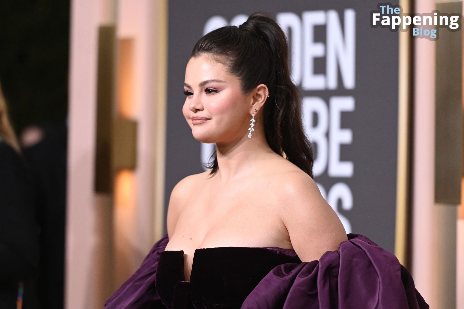 Selena-Gomez-Sexy-The-Fappening-Blog-54.jpg
