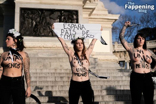 Femen Nude Leaks Photo 52