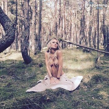 Anna Khilkevich / annakhilkevich Nude Leaks Photo 14