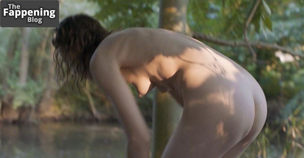 Elena Radonicich Nude &amp; Sexy Collection (12 Photos)