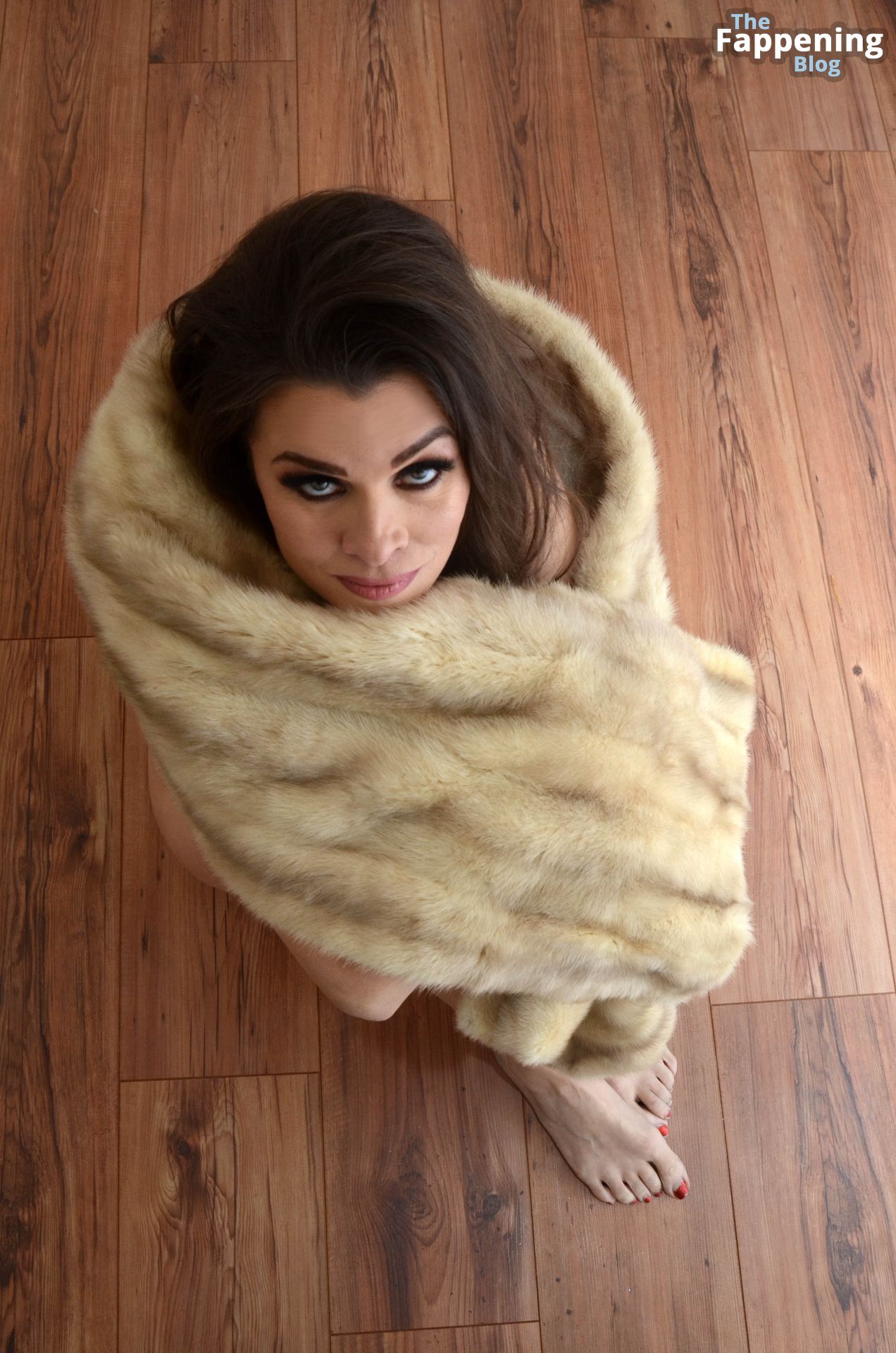 Alicia Arden Wears Vintage Mink Coats and Nothing Else During a New Shoot (50 Photos)