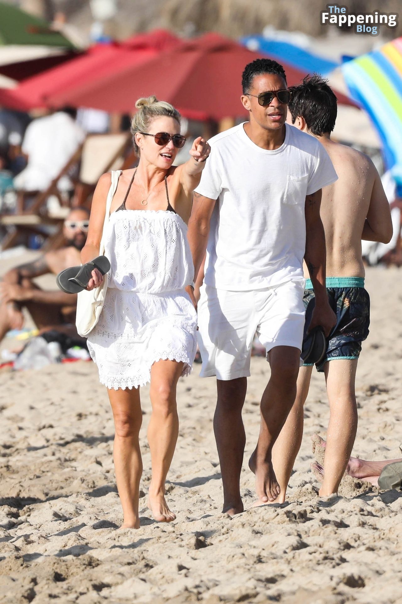 Amy Robach &amp; TJ Holmes Pack on the PDA in Mexico (84 Photos)