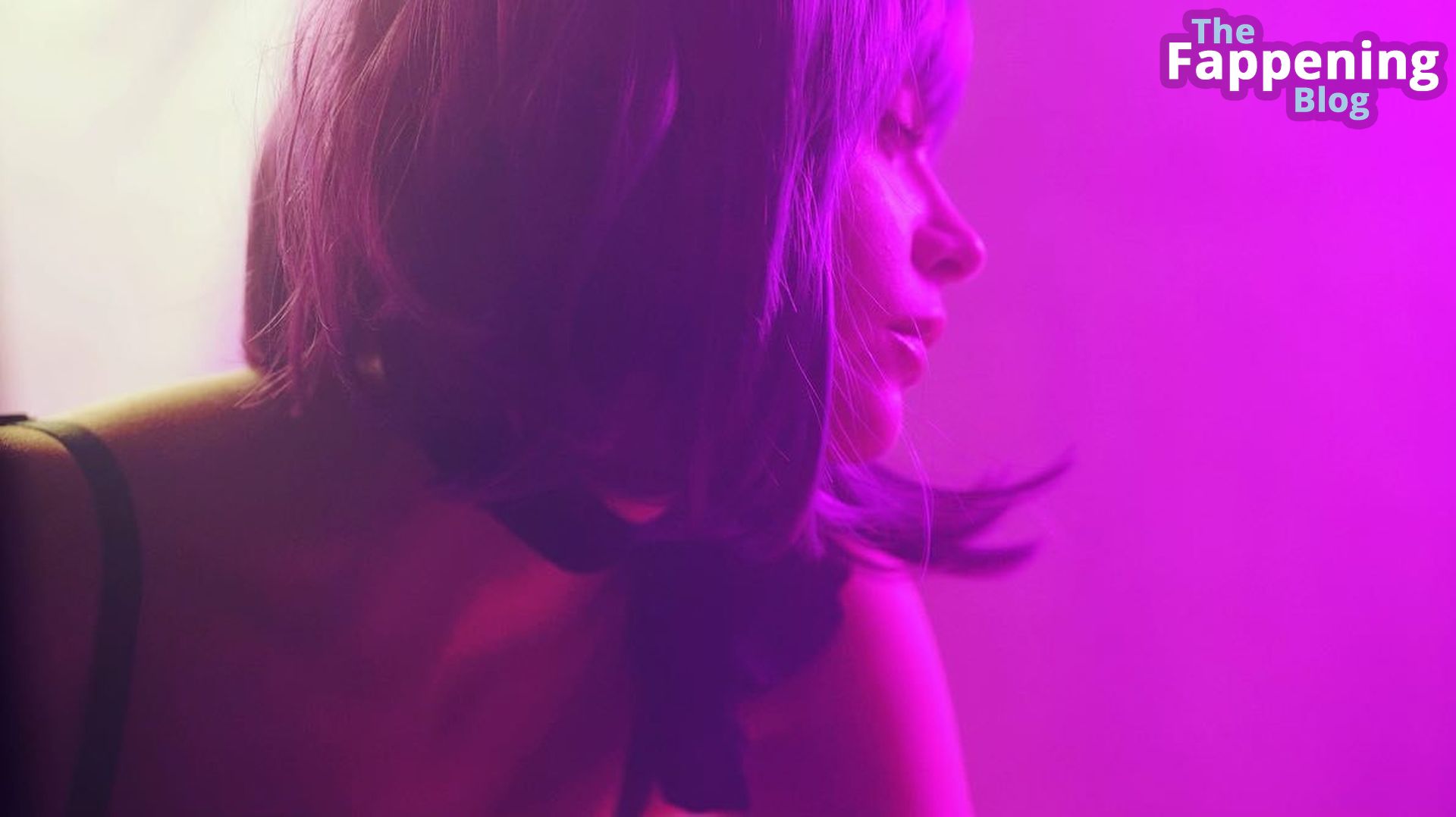 Ashley Benson Nude &amp; Sexy – Alone at Night (29 Pics)