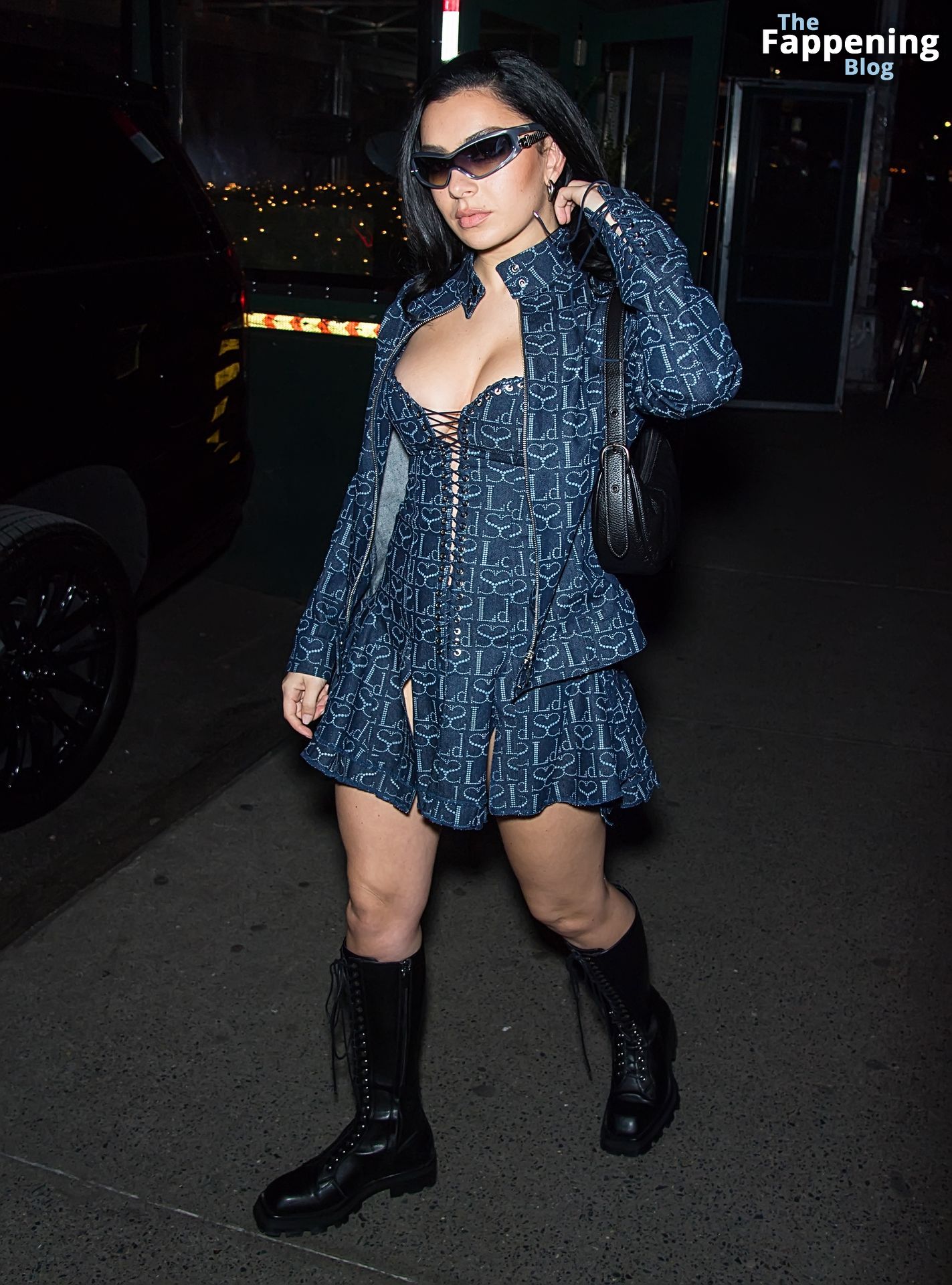 Charli XCX Displays Nice Cleavage at Saks NY Fashion Week Event in NYC (33 Photos)