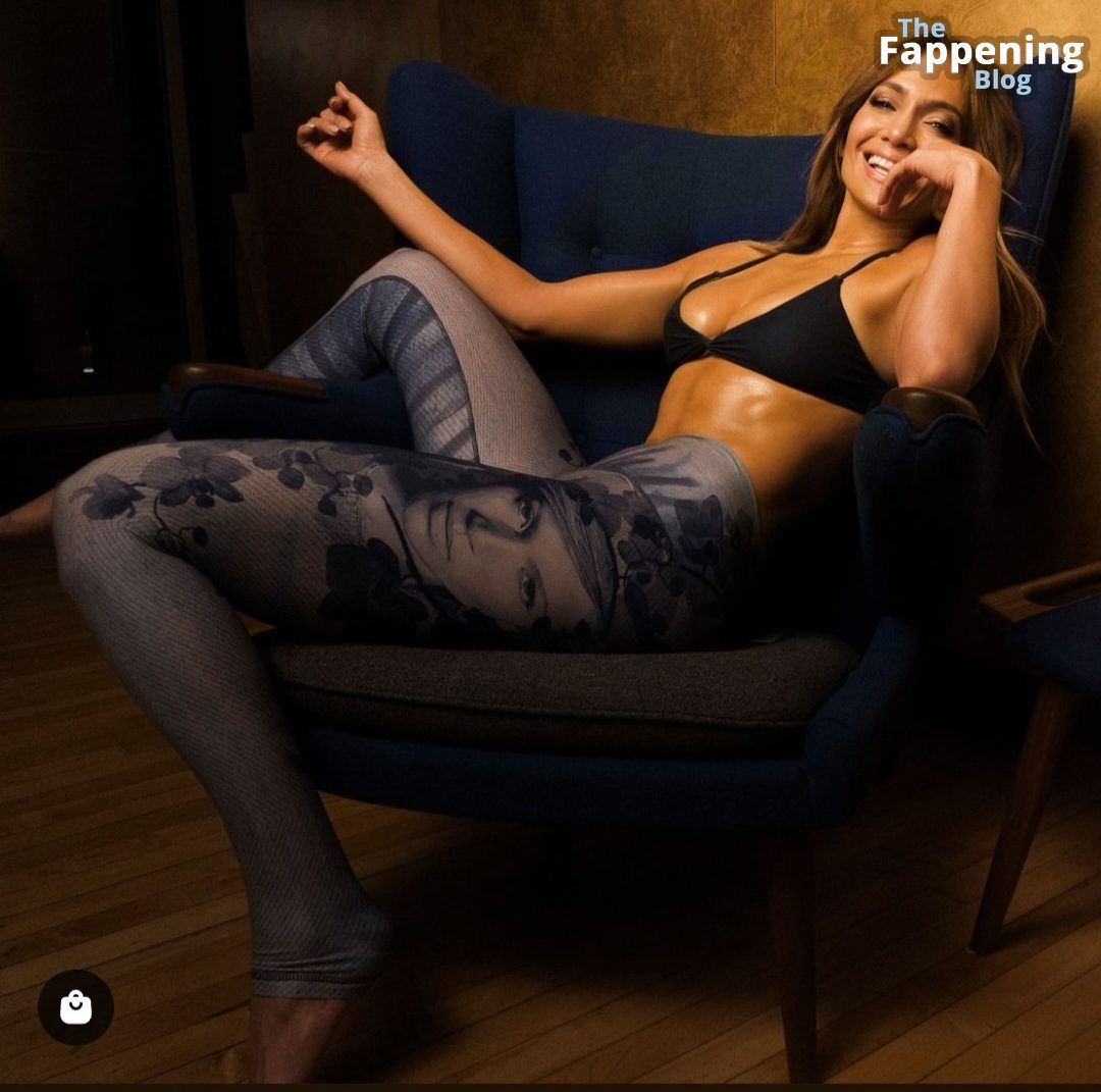 Jennifer-Lopez-Stunning-Toned-Body-thefappeningblog.com_.jpg