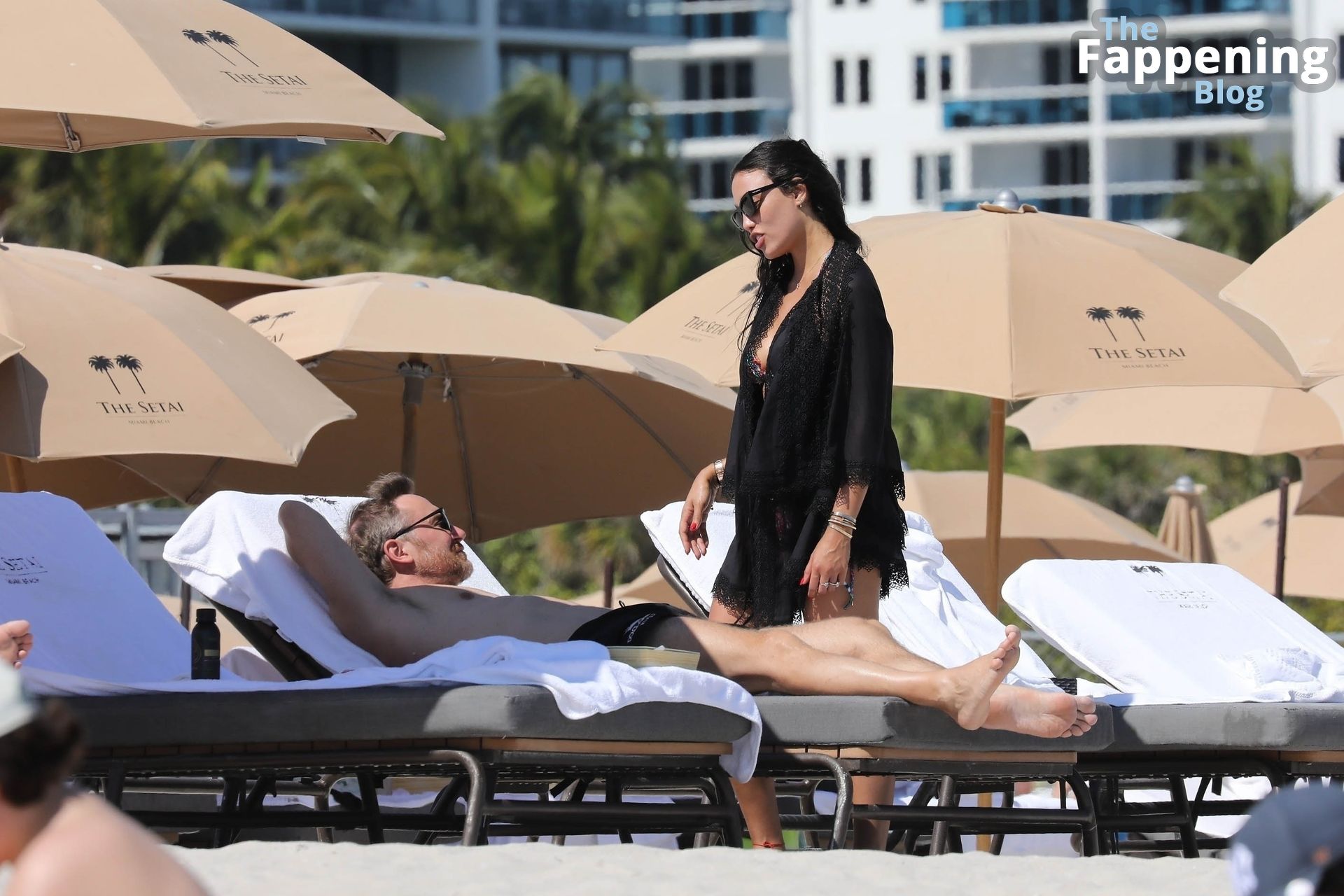Jessica Ledon &amp; David Guetta Enjoy a Day on the Beach in Miami (27 Photos)