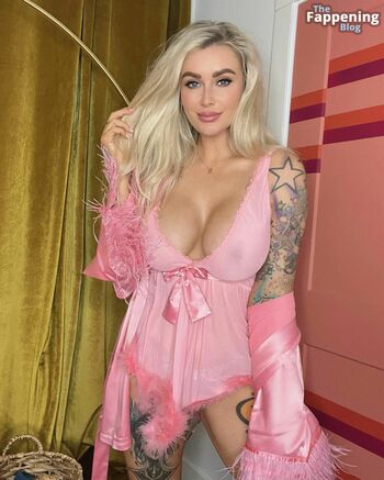 Laura Lux / darthlux / lauralux Nude Leaks OnlyFans Photo 5