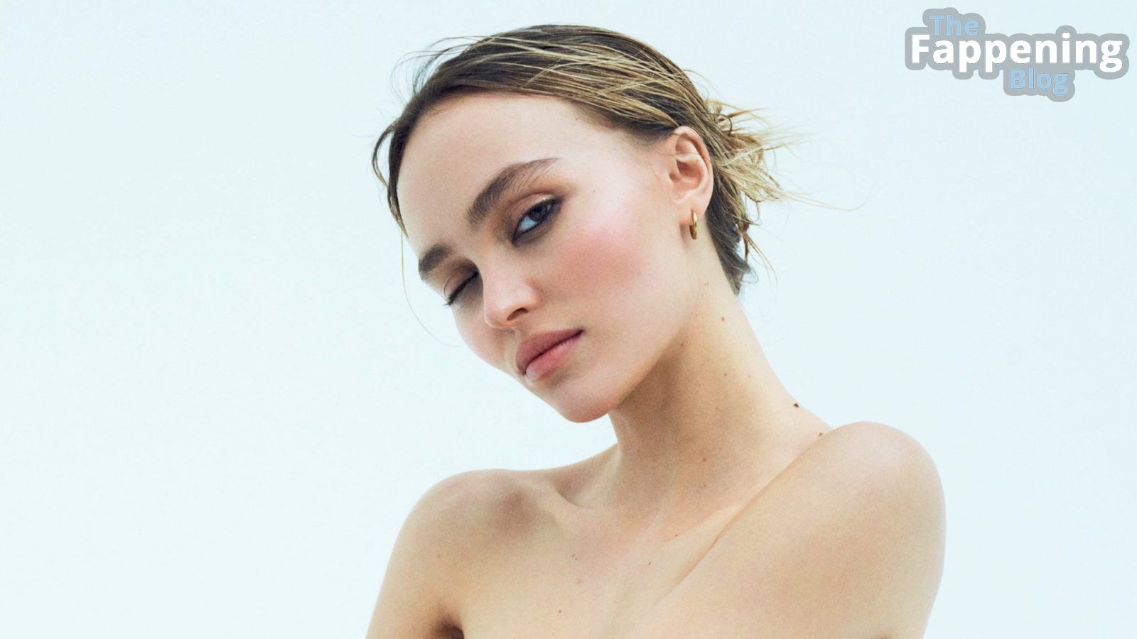 Lily-Rose-Depp-Nude-Sexy-i-D-Magazine-The-Fappening-Blog-21.jpg