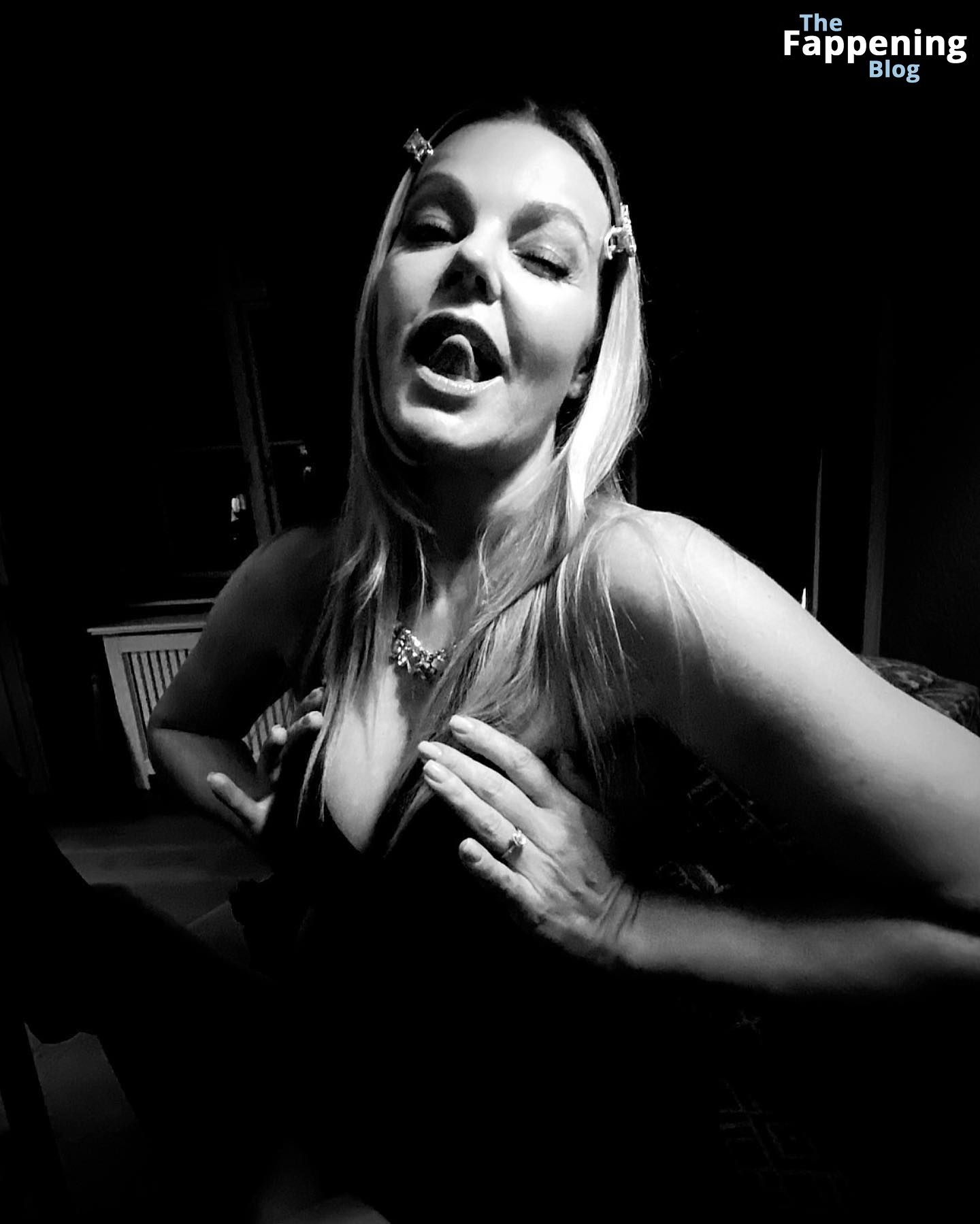 Lina Rafn Sexy &amp; Topless (12 Photos)