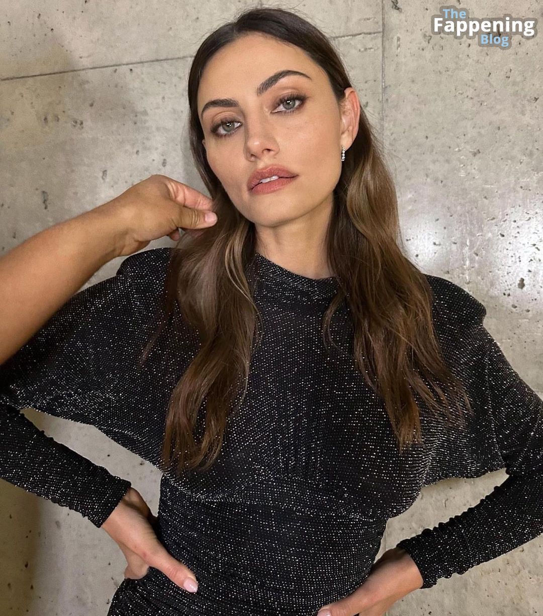 Phoebe Tonkin Displays Her Stunning Figure at the W Magazine’s Best Performances Party in LA (9 Photos)