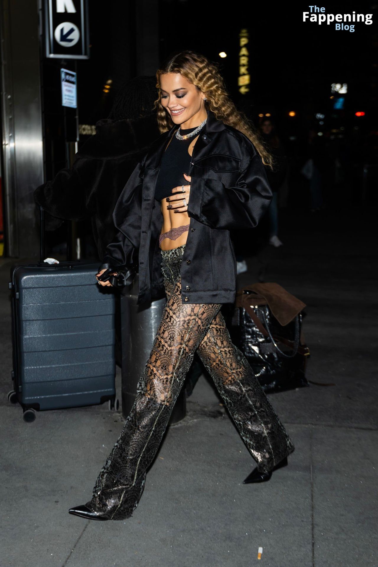 Rita Ora Flashes Her Nude Tits Arriving at the Jazz Lincoln Center in NYC (25 Photos)