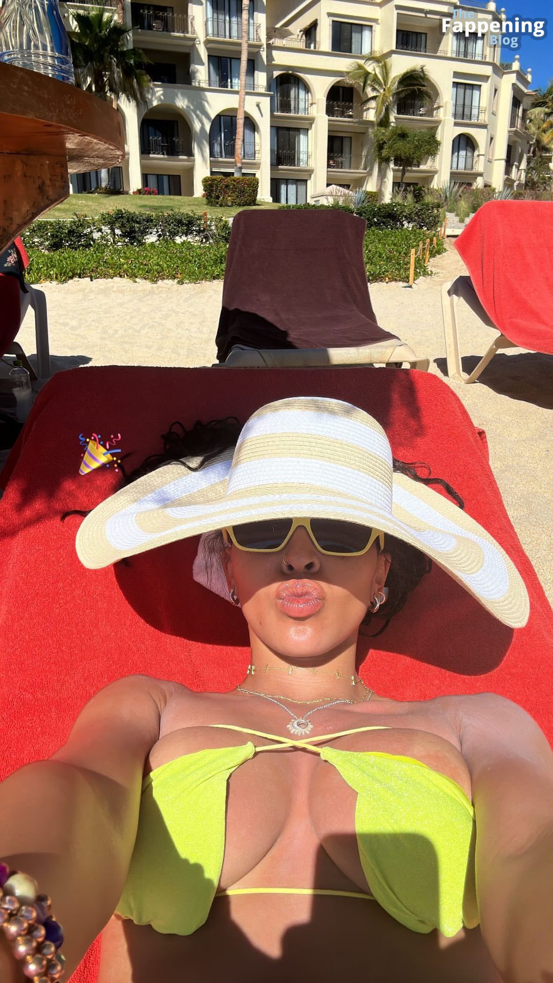 Tinashe Poses Topless on the Beach (5 Photos)