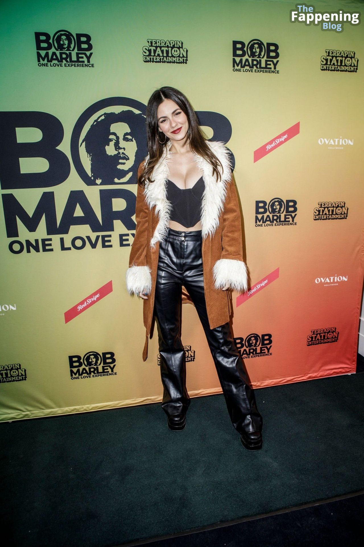 Victoria Justice Displays Nice Cleavage at the ‘Bob Marley One Love Experience’ Opening in Hollywood (14 Photos)