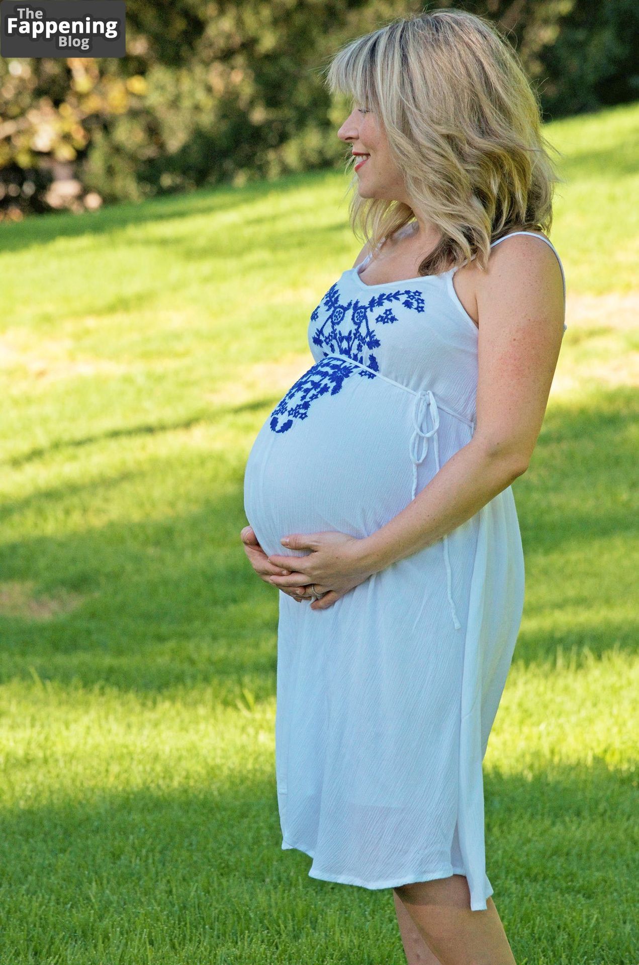 ashley-peldon-pregnant-499966-thefappeningblog.com_.jpg