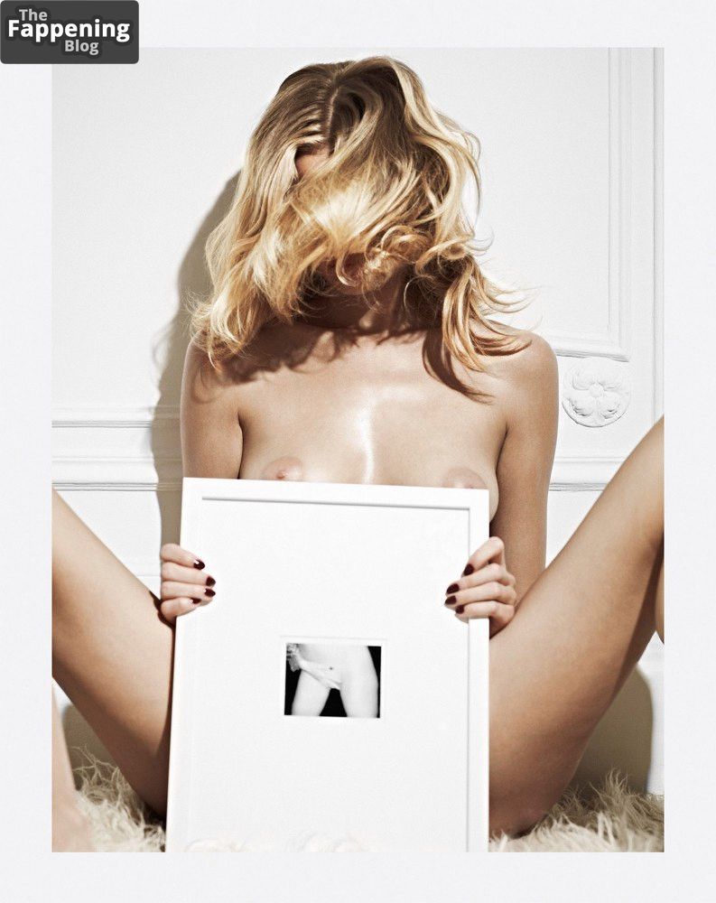 Magdalena Frackowiak Nude &amp; Sexy Collection (30 Photos)