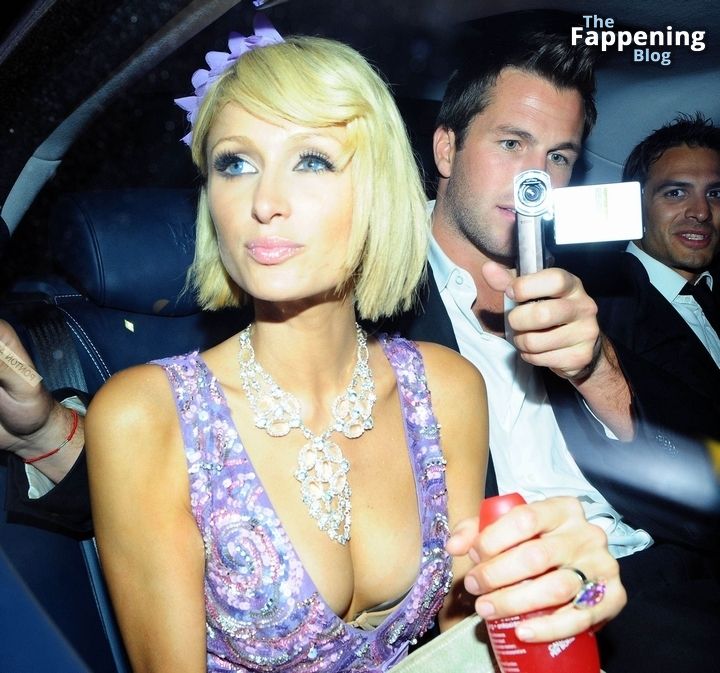 Paris Hilton Nude &amp; Sexy Collection – Part 4 (150 Photos)