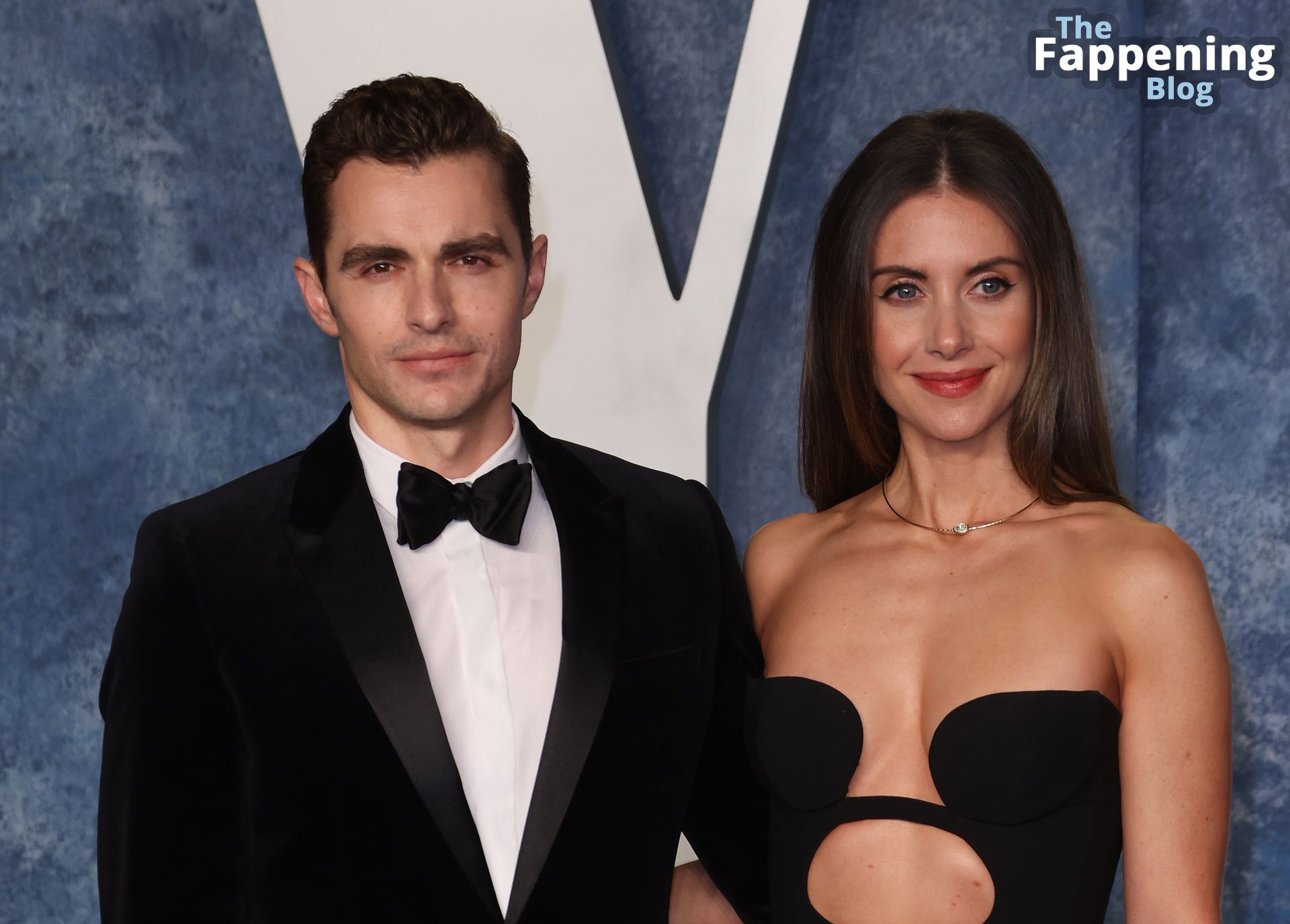 Alison Brie Shows Off Her Sexy Tits at the 2023 Vanity Fair Oscar Party (63 Photos)