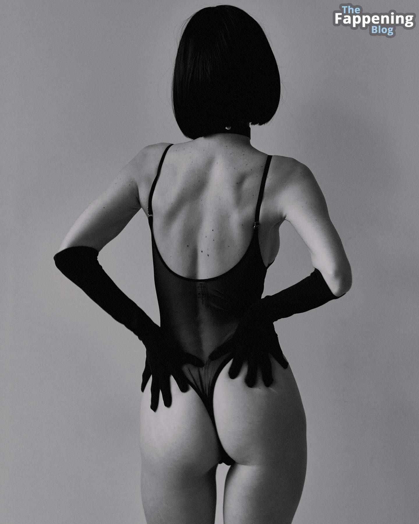 Anna Tsaralunga Nude &amp; Sexy Collection (16 Photos)