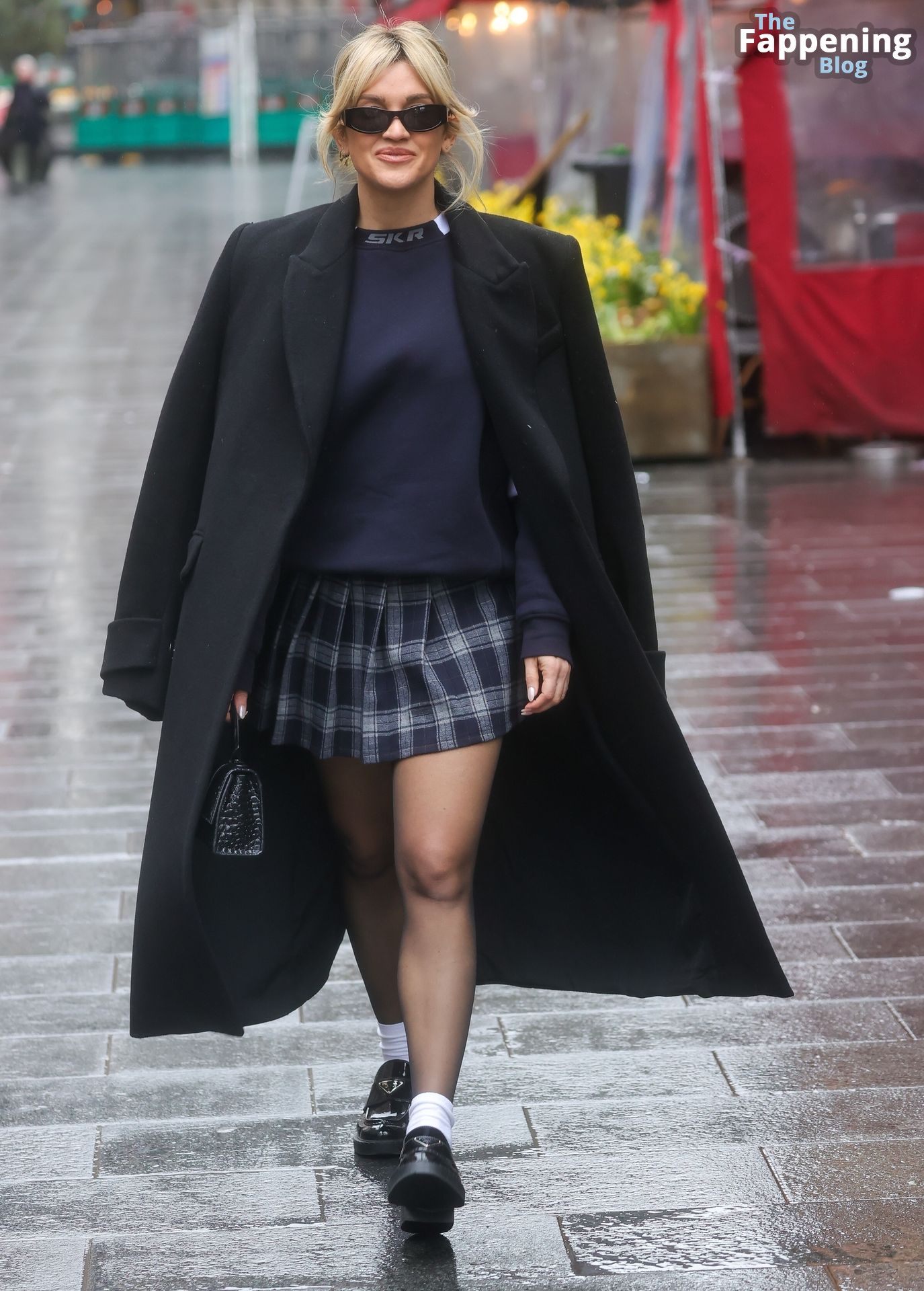 Ashley Roberts Looks Sensational in London (20 Photos)