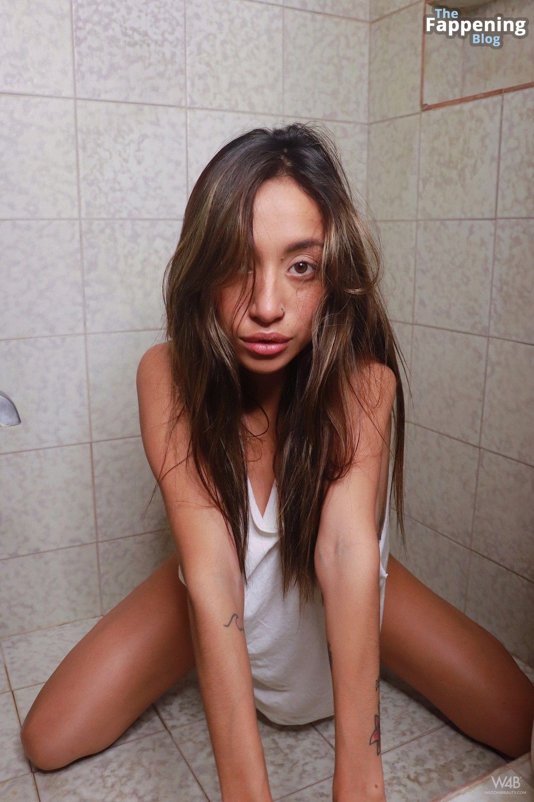 Camila Luna Nude – Wet Shower (129 Photos)