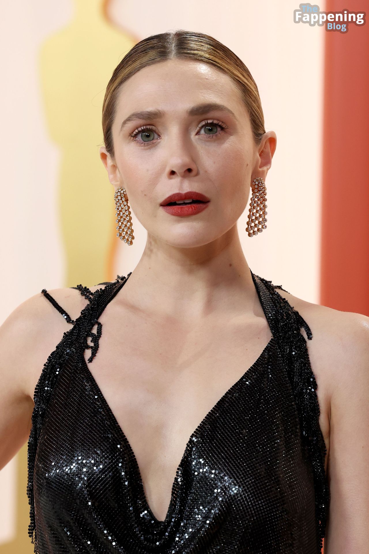 Elizabeth Olsen Showcases Her Hard Nipples at the 95th Annual Academy Awards (52 Photos)