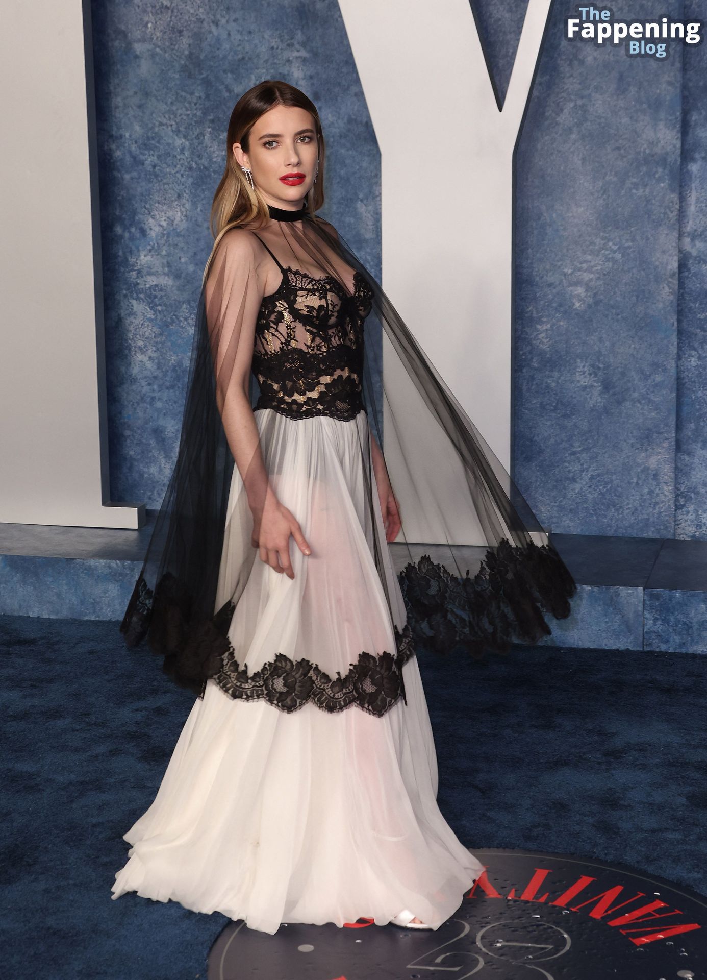 Emma Roberts Displays Nice Cleavage at the Vanity Fair Oscar Party (35 Photos)