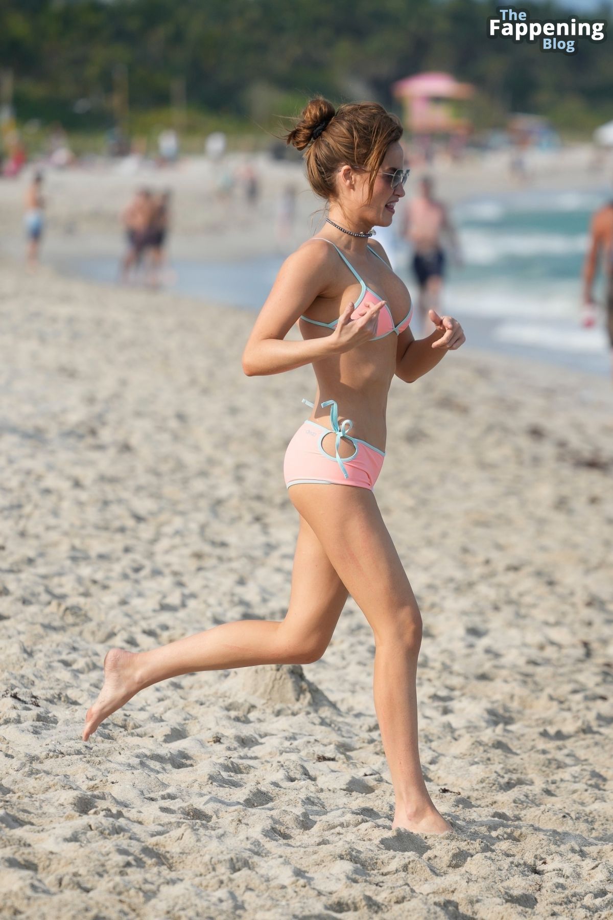 Haley Kalil Flaunts Her Sexy Bikini Body on the Beach in Miami (26 Photos)