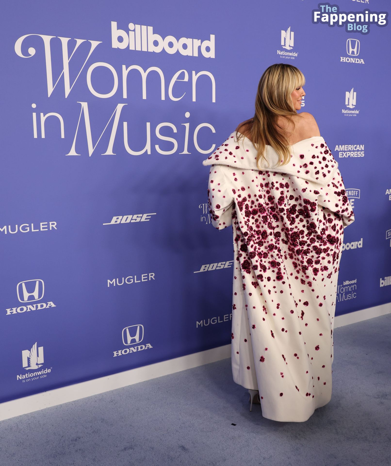 Heidi Klum Displays Nice Cleavage at the 2023 Billboard Women in Music Awards in Inglewood (63 Photos)