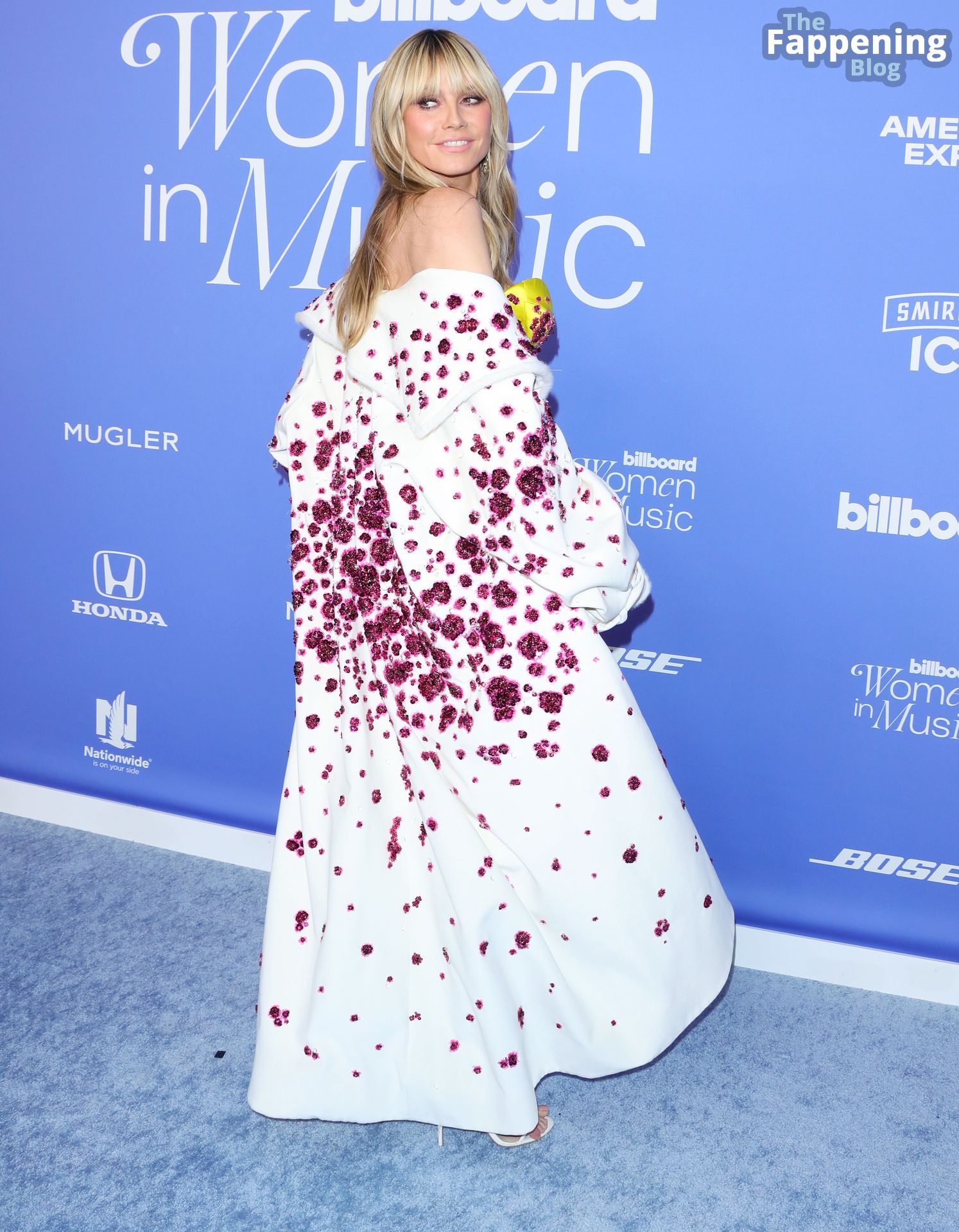 Heidi Klum Displays Nice Cleavage at the 2023 Billboard Women in Music Awards in Inglewood (63 Photos)