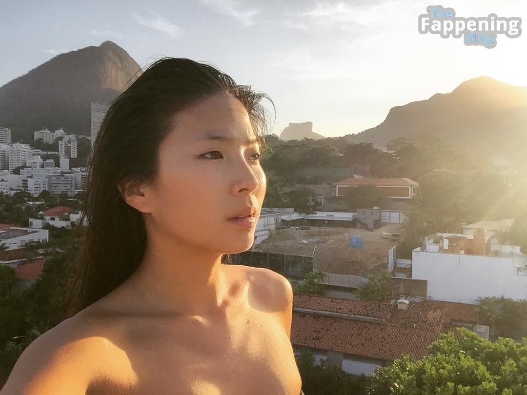 Jani-Zhao-Selfie-TheFappeningBlog-1.jpg