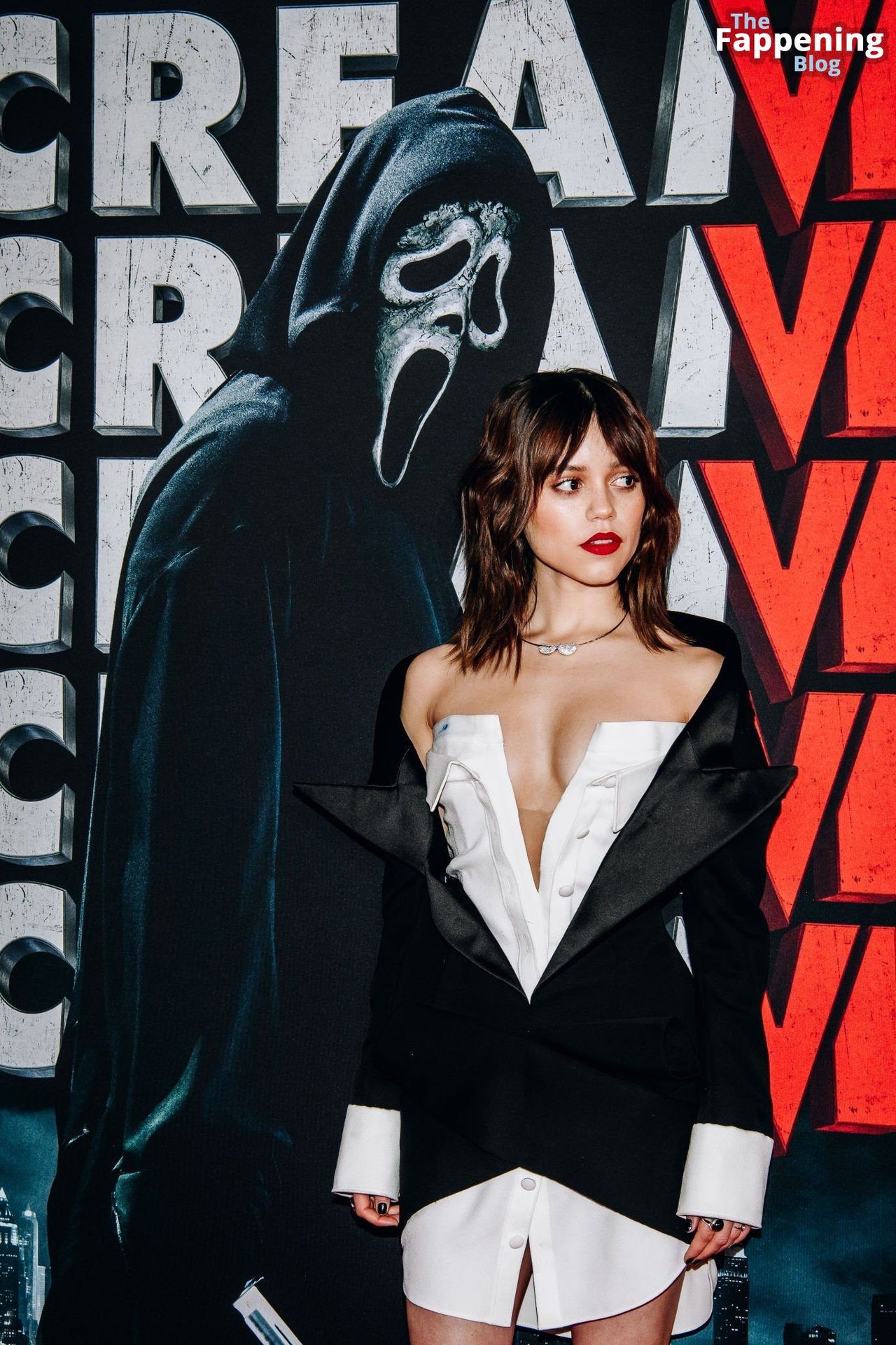 Jenna Ortega Shows Off Her Sexy Figure at the World Premiere of Paramount’s “Scream VI” in NYC (134 Photos)