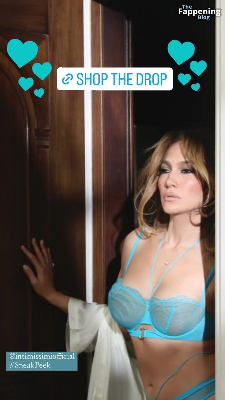 Jennifer Lopez Poses for Intimissimi (8 Photos)
