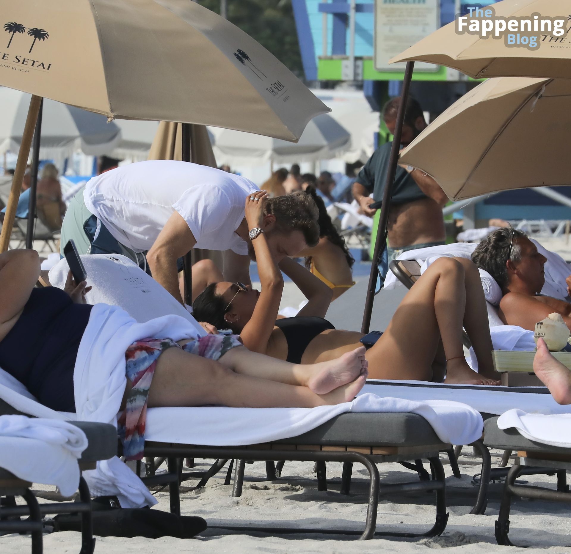 Jessica Ledon &amp; David Guetta Enjoy a Day on the Beach in Miami (16 Photos)