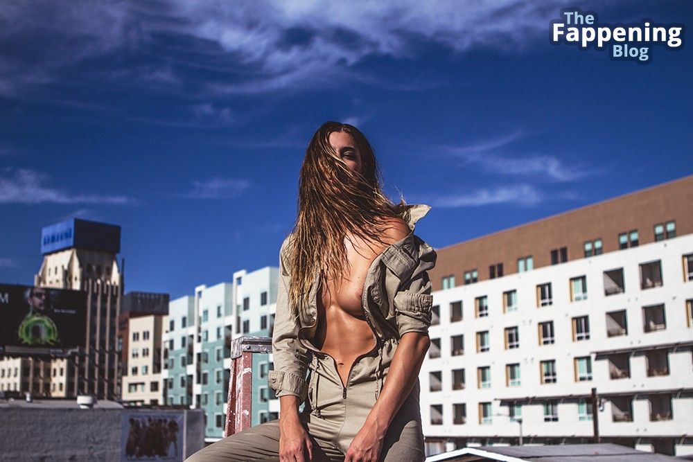 Jessica Serfaty Nude &amp; Sexy Collection (39 Photos)