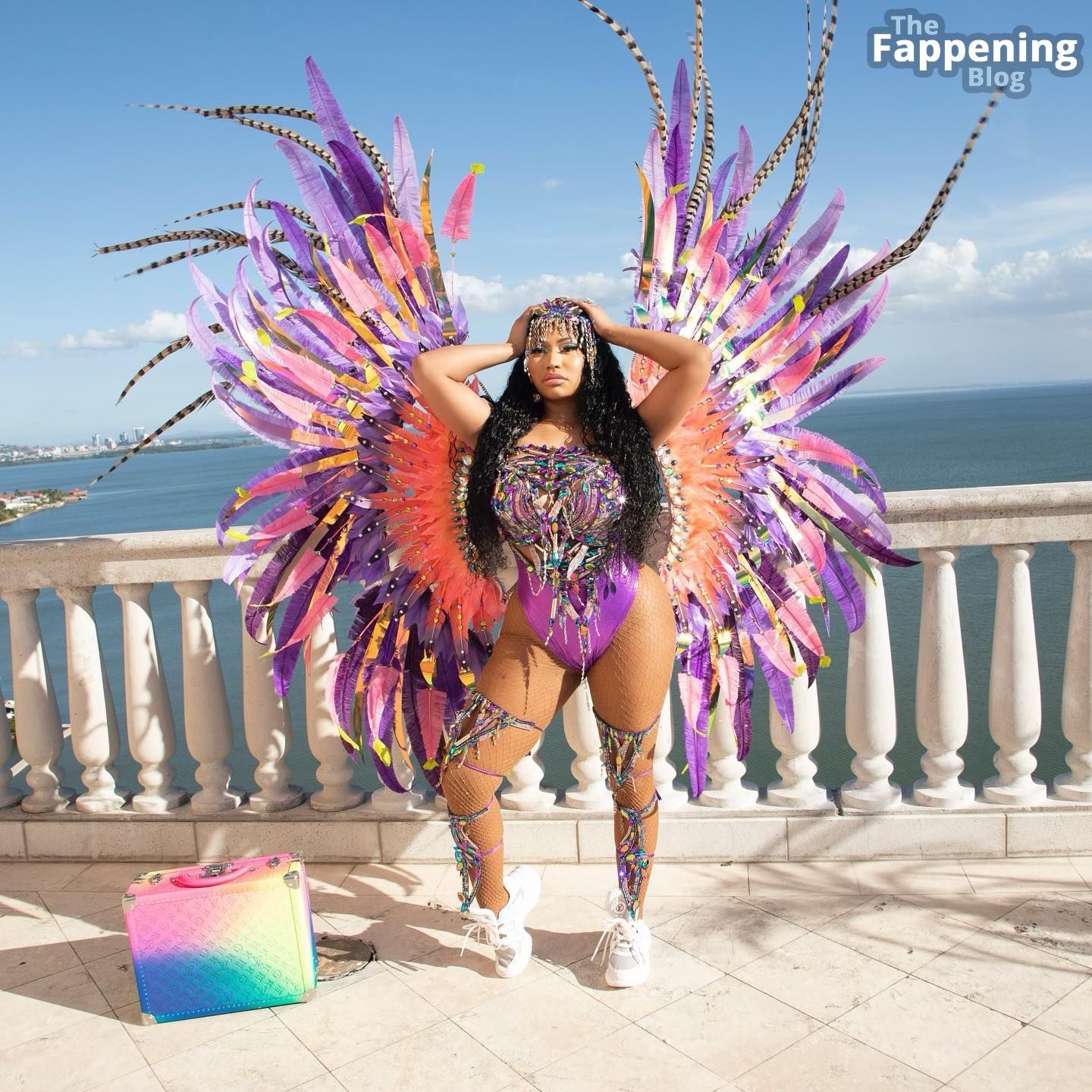 Nicki-Minaj-24-thefappeningblog.com_.jpg
