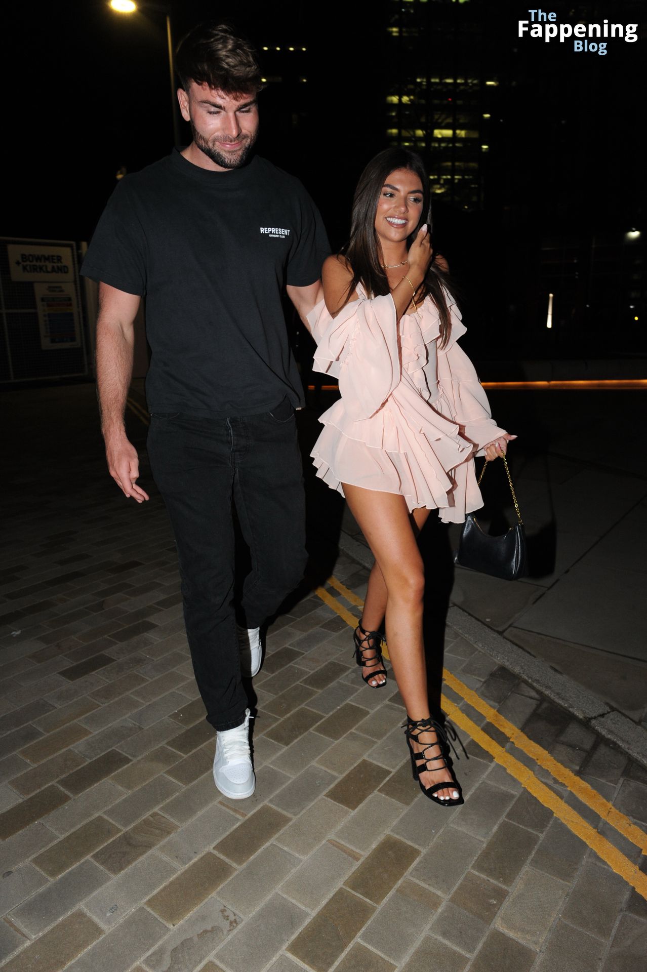 Samie Elishi &amp; Tom Clare Share a Kiss on a Night Out in Manchester (16 Photos)