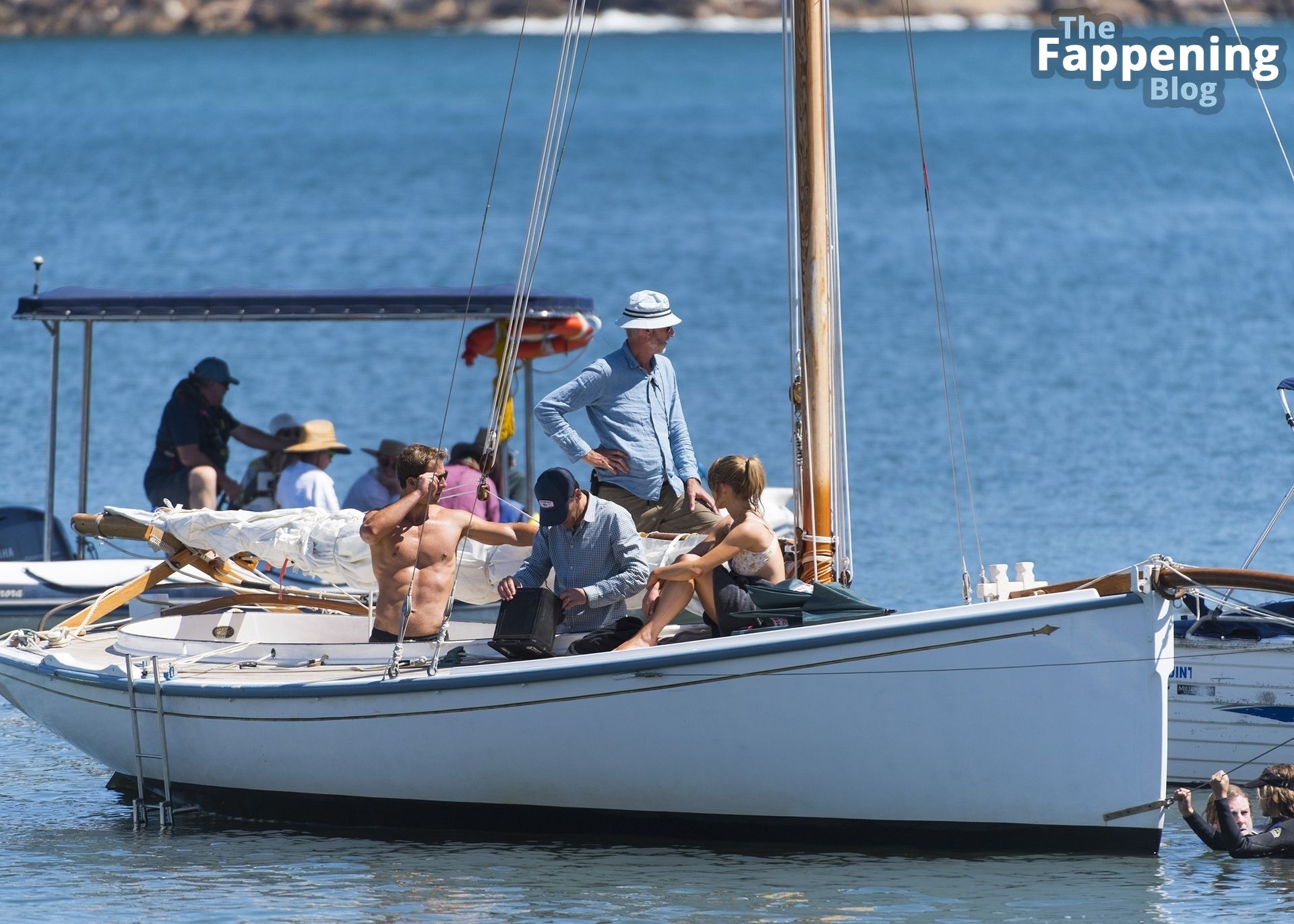 Sydney Sweeney &amp; Glen Powell Swim Out to a Yacht Filming a New Movie in Sydney (144 Photos)