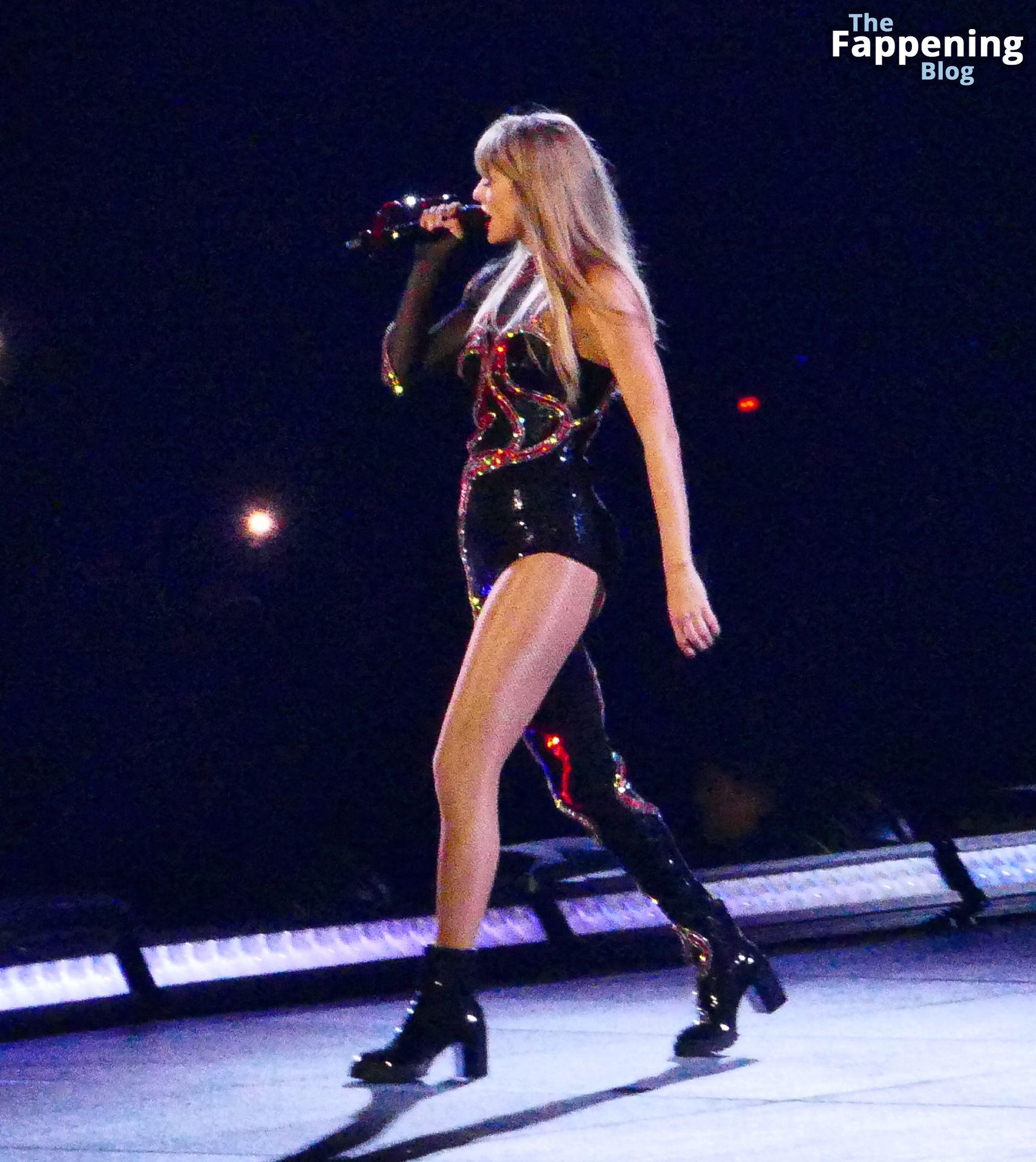 Taylor Swift Shows Off Her Sexy Legs as She Performs at Her 1st Concert on Her Era Tour (104 Photos)