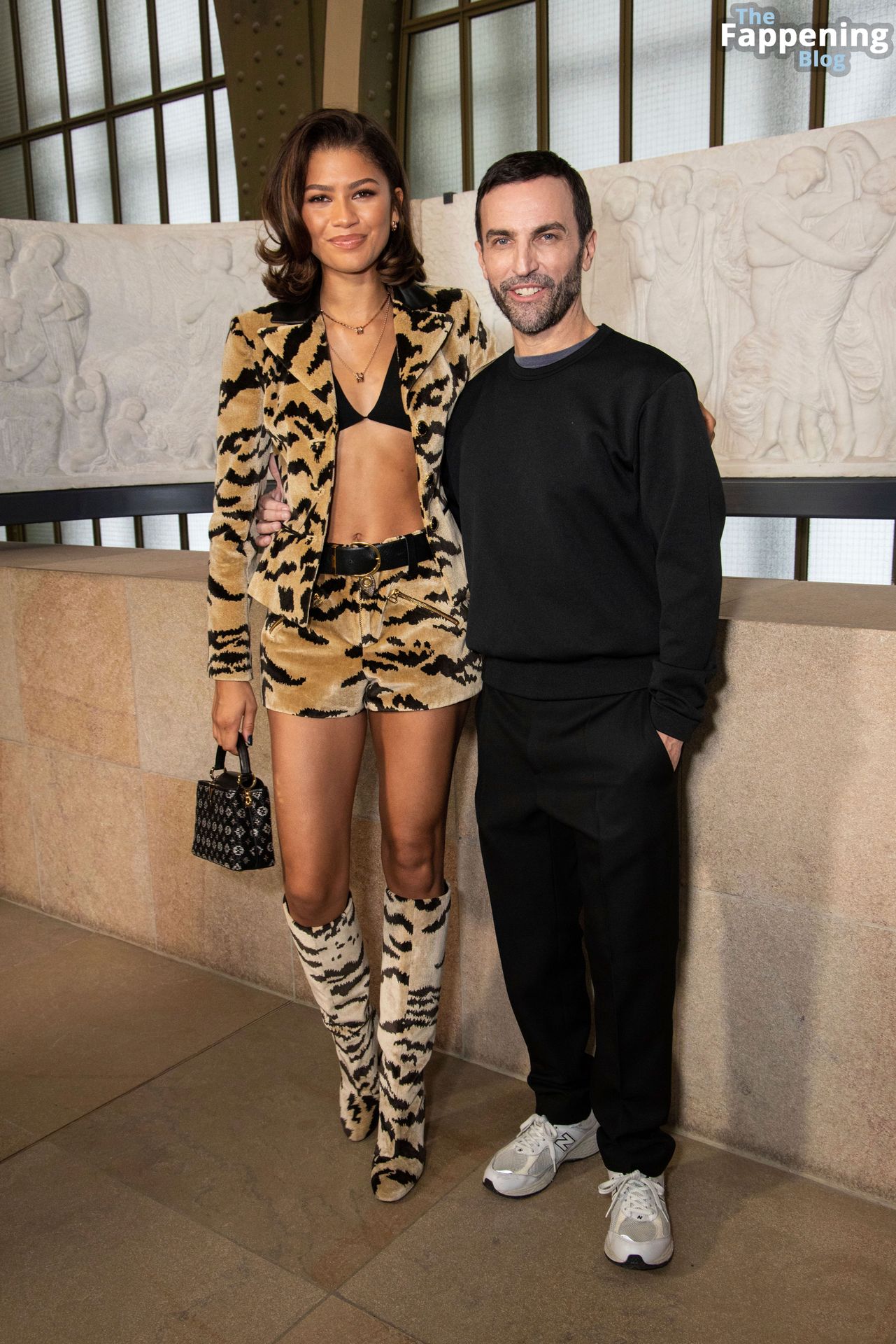 Zendaya Puts on a Very Leggy Display at the Louis Vuitton Fashion Show in Paris (148 Photos)