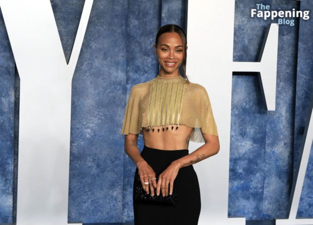 Zoe Saldana Flashes Her Nude Tits At The 2023 Vanity Fair Oscar Party