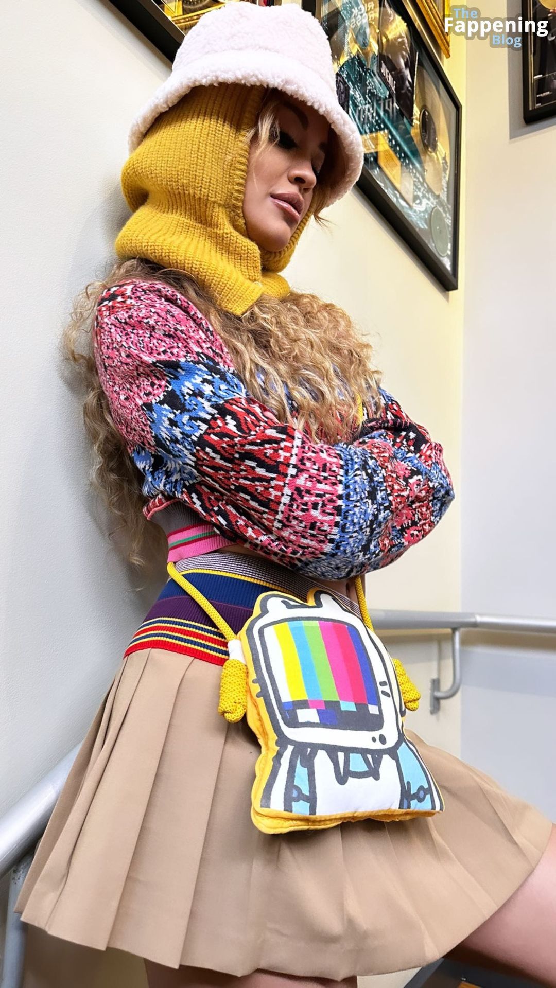 Rita Ora Shows Off Her Slender Figure in a New Instagram Shoot (14 Photos)