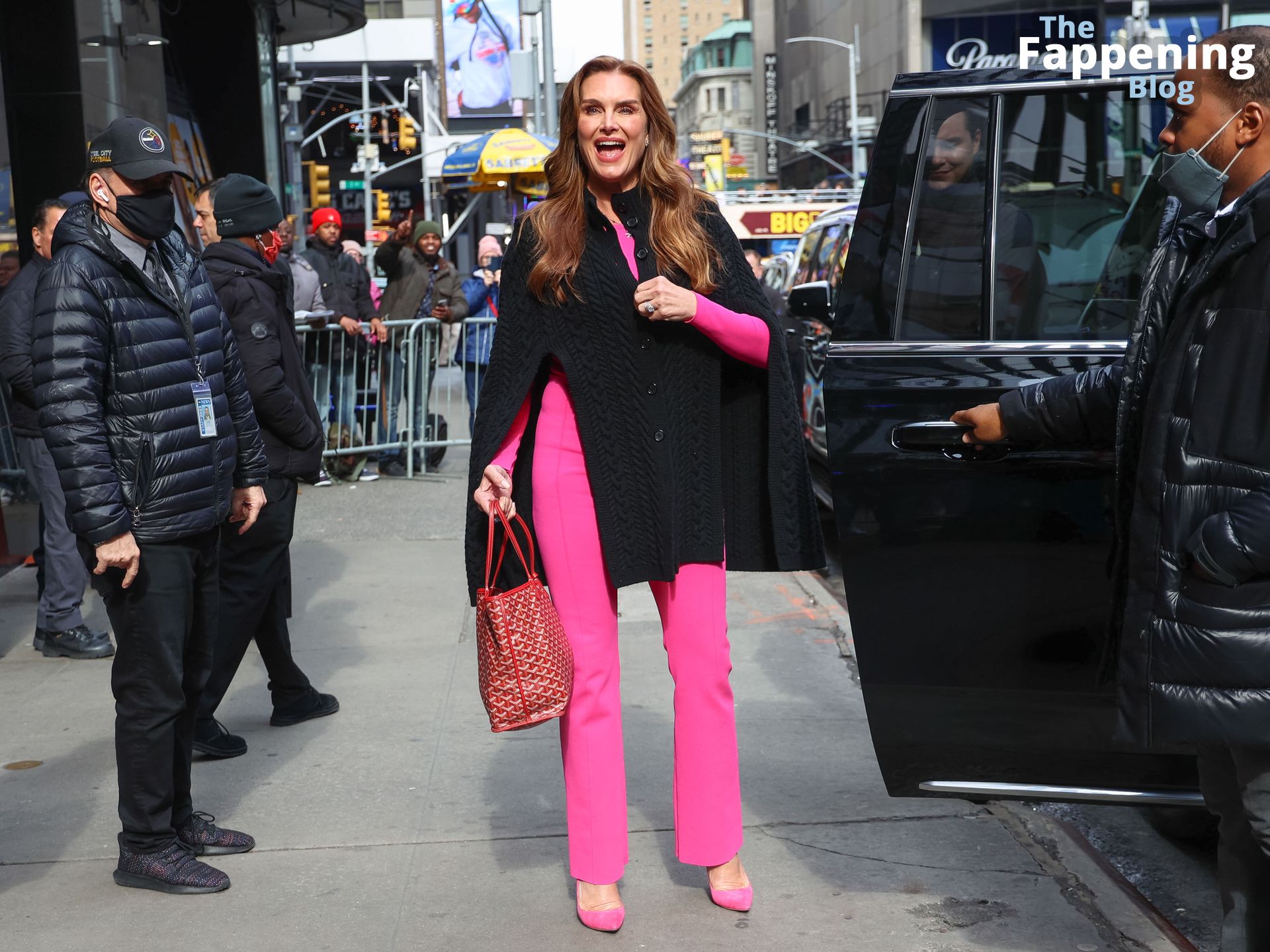 Brooke Shields Exits Good Morning America Morning Show in NYC (61 Photos)