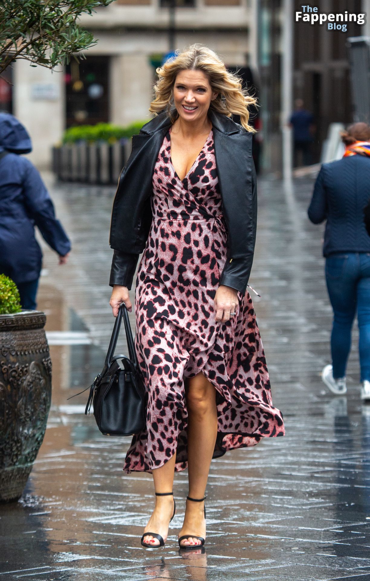 Charlotte Hawkins is Spotted at Global Studios (27 Photos)
